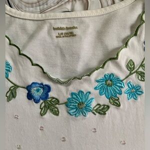 White with blue and green flowers women’s capris set both size large size 14-19